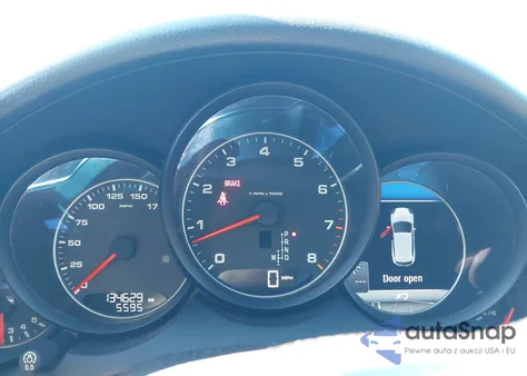 2016 Porsche Cayenne z USA, uszkodzony, nr VIN WP1AA2A2XGKA14739